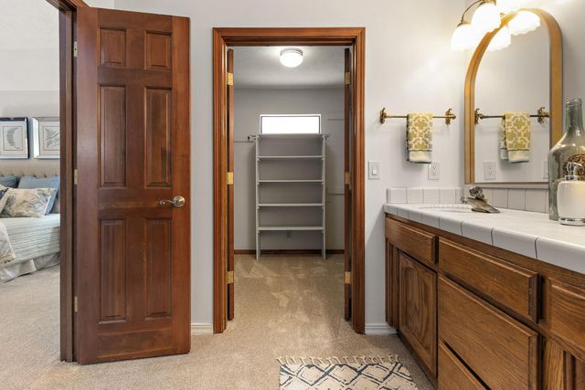 7720 S Oak Way, Sacramento, CA 95831