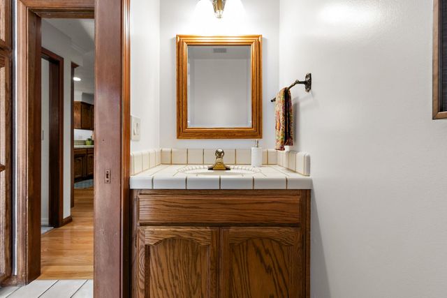 7720 S Oak Way, Sacramento, CA 95831