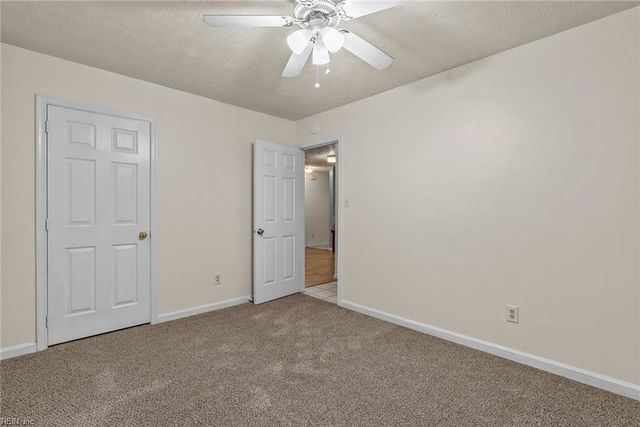 5 Compton CT, Hampton, VA 23666
