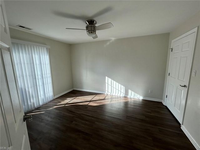 1016 Pebblewood DR, Virginia Beach, VA 23464