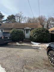 7 Deer Park Road, Huntington Station, NY 11743