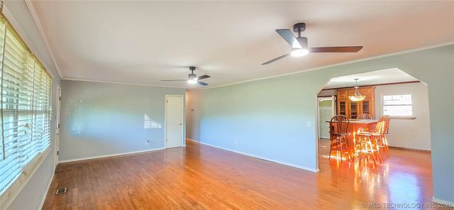 509 Sunset Strip Avenue, Eufaula, OK 74432