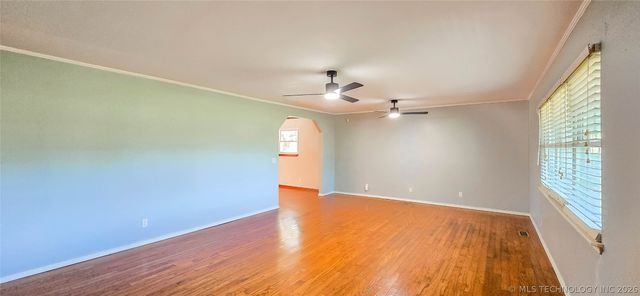 509 Sunset Strip Avenue, Eufaula, OK 74432