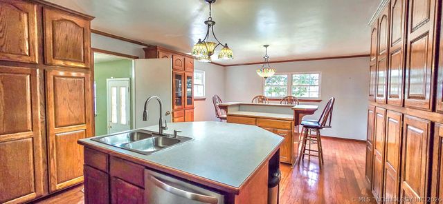 509 Sunset Strip Avenue, Eufaula, OK 74432