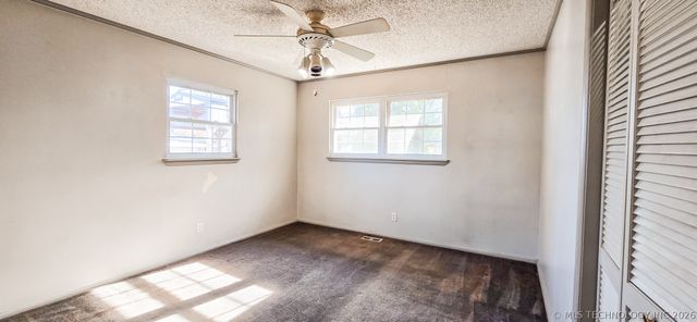 509 Sunset Strip Avenue, Eufaula, OK 74432