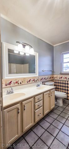 509 Sunset Strip Avenue, Eufaula, OK 74432