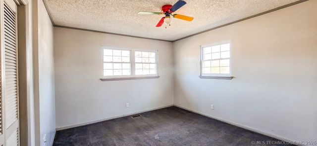 509 Sunset Strip Avenue, Eufaula, OK 74432