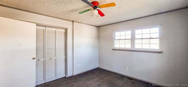 509 Sunset Strip Avenue, Eufaula, OK 74432
