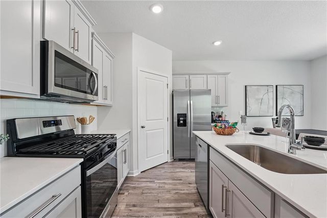 7700 NE 107th Terrace, Kansas City, MO 64157