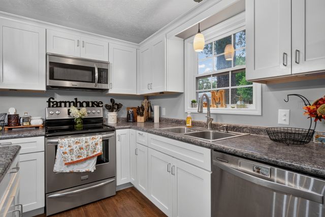357 Old Qualls Rd, Cookeville, TN 38506