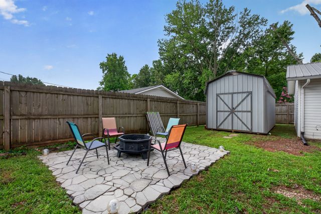 357 Old Qualls Rd, Cookeville, TN 38506