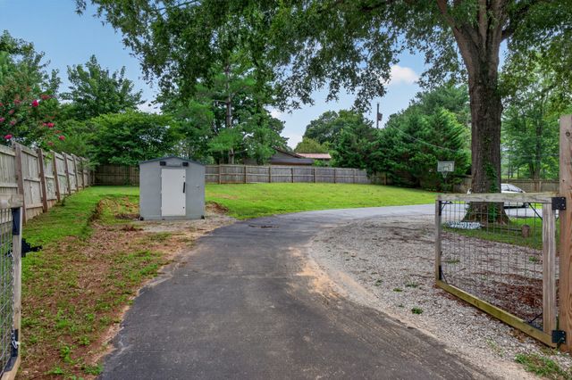 357 Old Qualls Rd, Cookeville, TN 38506