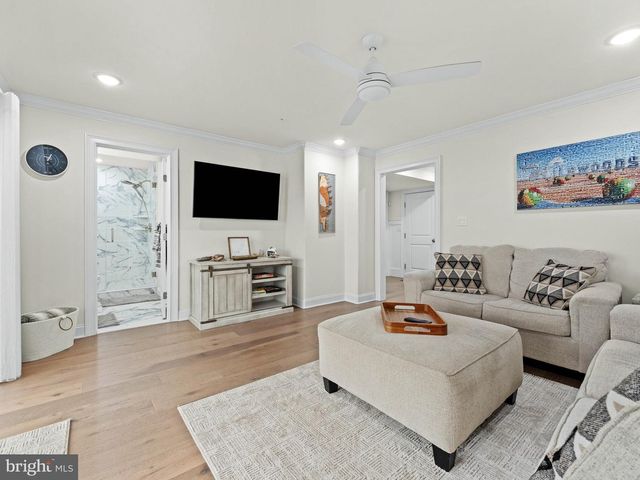 419 E LOUISVILLE AVE, Wildwood, NJ 08260