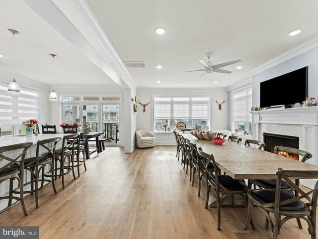 419 E LOUISVILLE AVE, Wildwood, NJ 08260