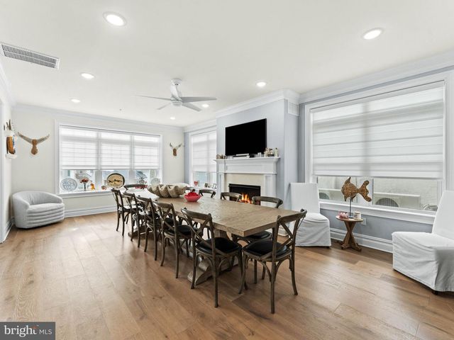 419 E LOUISVILLE AVE, Wildwood, NJ 08260