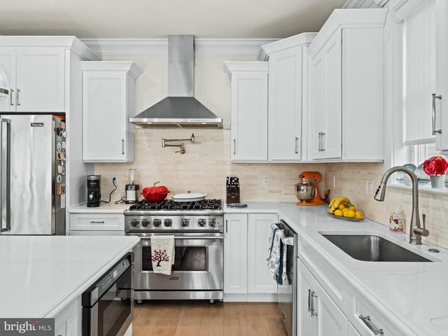 419 E LOUISVILLE AVE, Wildwood, NJ 08260