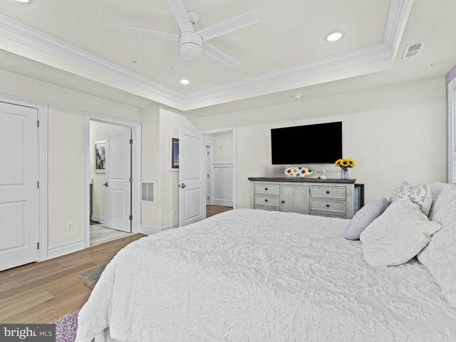 419 E LOUISVILLE AVE, Wildwood, NJ 08260