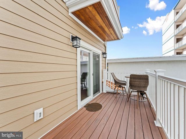 419 E LOUISVILLE AVE, Wildwood, NJ 08260