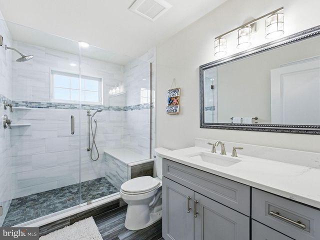 419 E LOUISVILLE AVE, Wildwood, NJ 08260