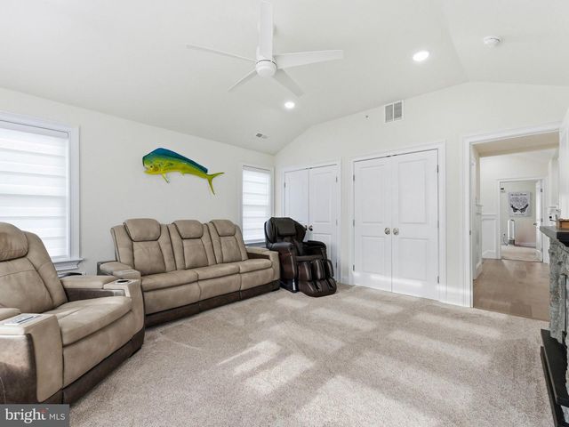 419 E LOUISVILLE AVE, Wildwood, NJ 08260