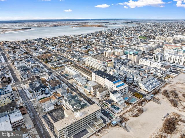 419 E LOUISVILLE AVE, Wildwood, NJ 08260