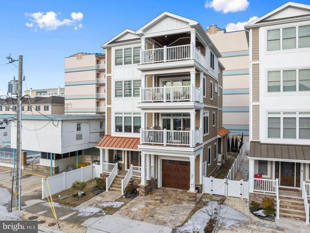 419 E LOUISVILLE AVE, Wildwood, NJ 08260