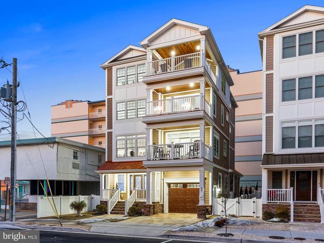 419 E LOUISVILLE AVE, Wildwood, NJ 08260