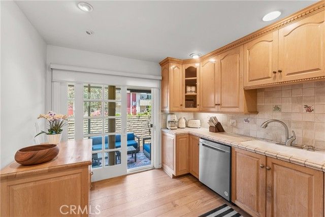 4745 La Villa Marina J, Marina Del Rey, CA 90292