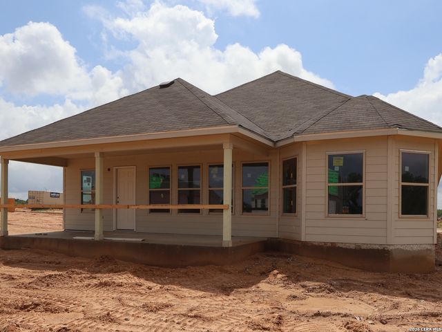 17423 Elder Walnut Drive, Elmendorf, TX 78112
