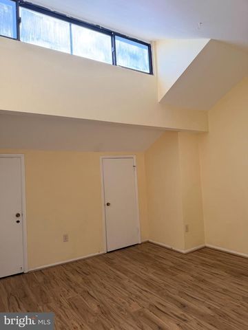 18941 PINE RIDGE LN, Germantown, MD 20874