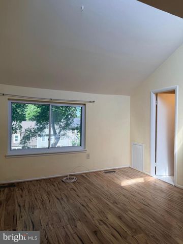 18941 PINE RIDGE LN, Germantown, MD 20874