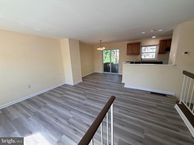 18941 PINE RIDGE LN, Germantown, MD 20874