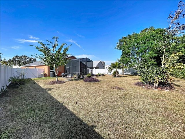 915 CRISTELLE JEAN DRIVE, Ruskin, FL 33570