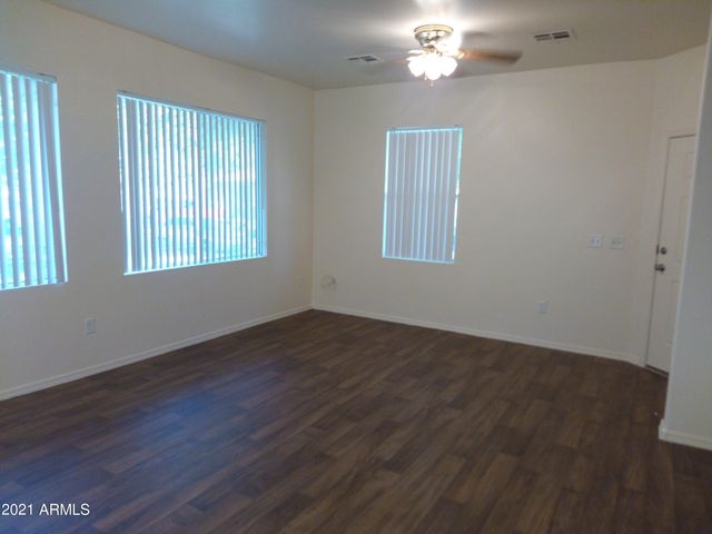 1544 S OWL Drive, Gilbert, AZ 85296