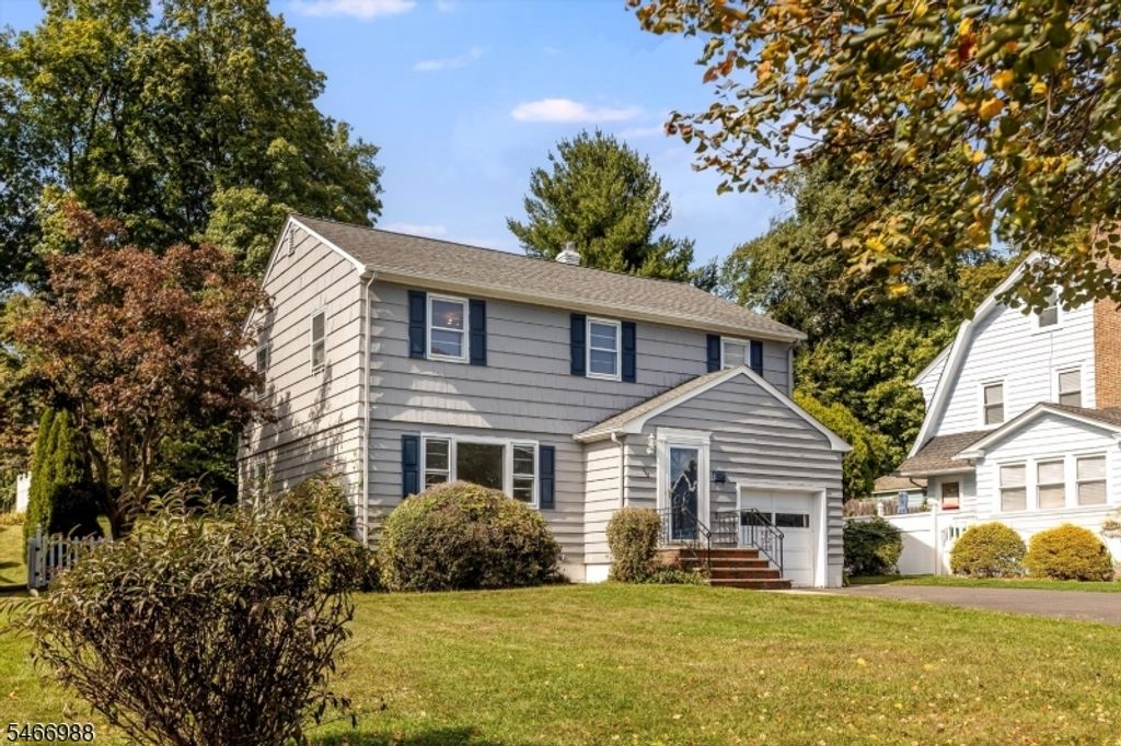 246 Grove St, Montclair Twp., NJ 07042 — photo 2