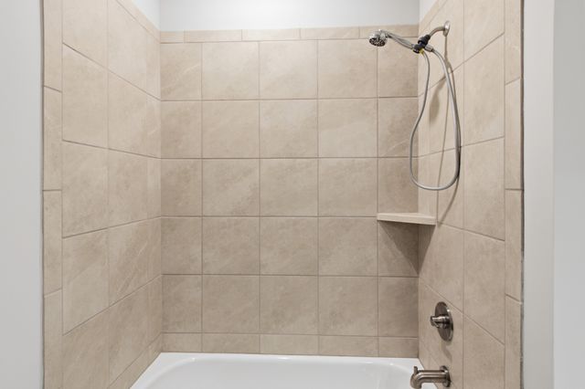 2089 Branford Pl Unit 204, Thompsons Station, TN 37179