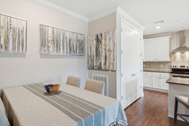 2089 Branford Pl Unit 204, Thompsons Station, TN 37179