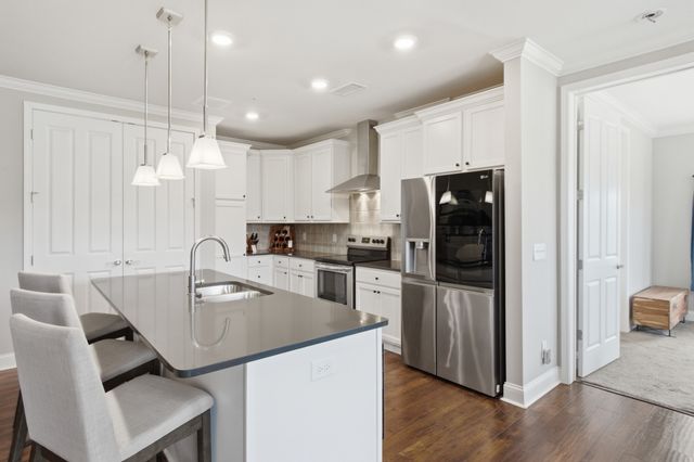 2089 Branford Pl Unit 204, Thompsons Station, TN 37179