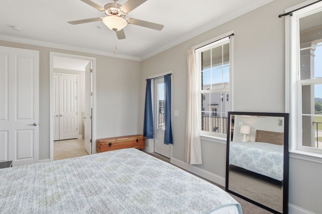 2089 Branford Pl Unit 204, Thompsons Station, TN 37179