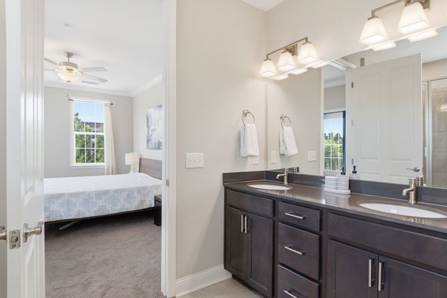 2089 Branford Pl Unit 204, Thompsons Station, TN 37179