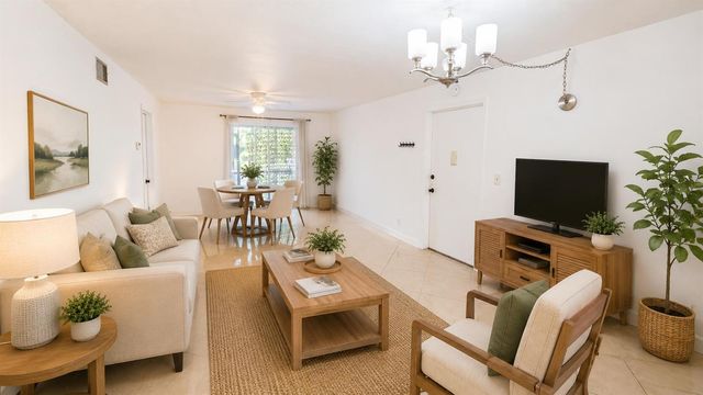 50 SE 12th Street 1640, Boca Raton, FL 33432