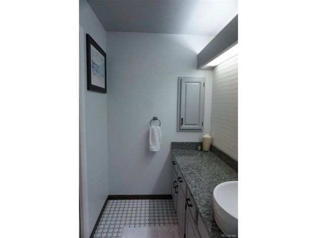 9 Par Cir, Littleton, CO 80123