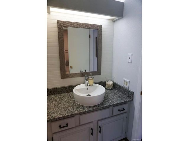 9 Par Cir, Littleton, CO 80123