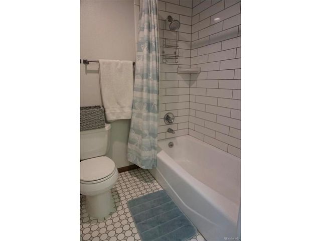 9 Par Cir, Littleton, CO 80123