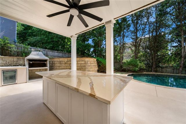 529 Morning Place Way, Suwanee, GA 30024