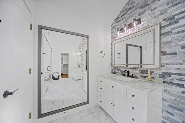 529 Morning Place Way, Suwanee, GA 30024