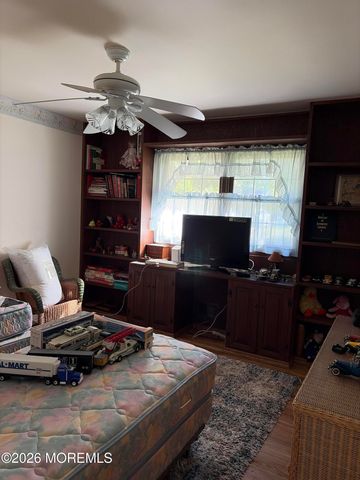 360 Killarney Drive, Toms River, NJ 08753