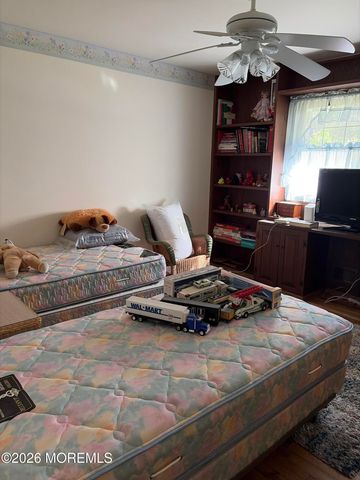 360 Killarney Drive, Toms River, NJ 08753