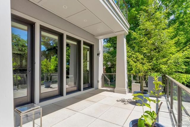195 Baldwin Road, Birmingham, MI 48009