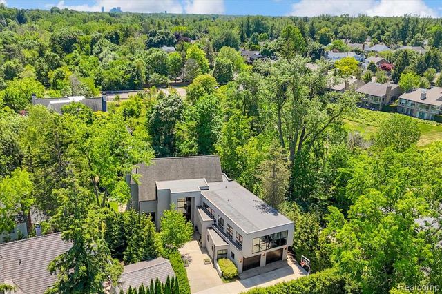 195 Baldwin Road, Birmingham, MI 48009